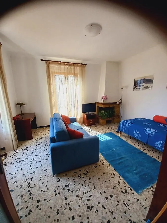 Apartment Casa Peonia Lovely Flat Moneglia Italy