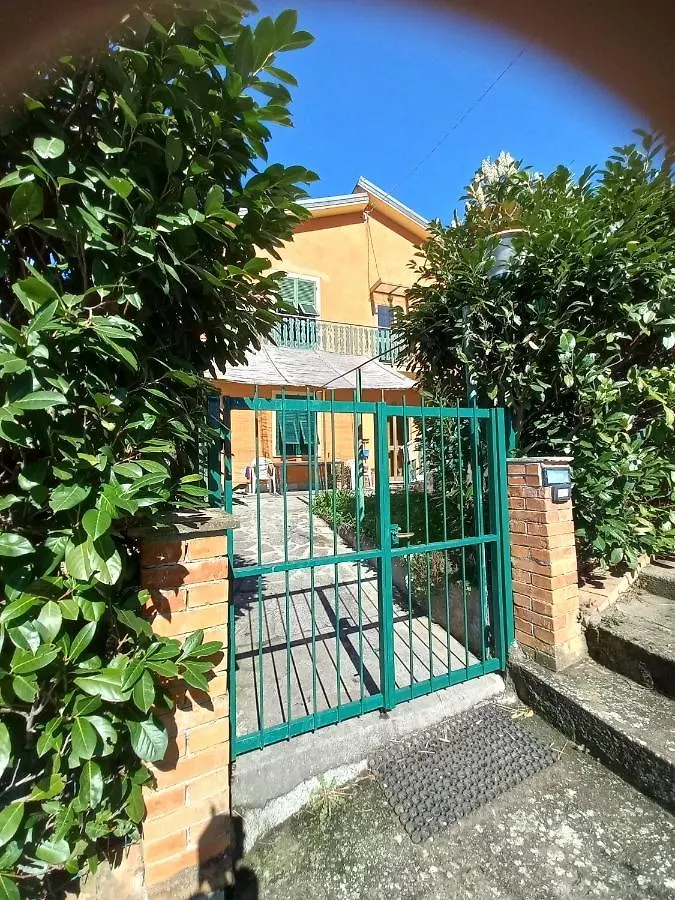 Apartment Casa Peonia Lovely Flat Moneglia